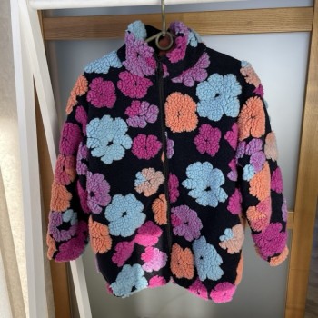 Дитяче zip-худі з фактурної шерпи з об’ємними квітами 
