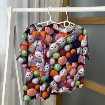 Футболка ""Котики з нитками"